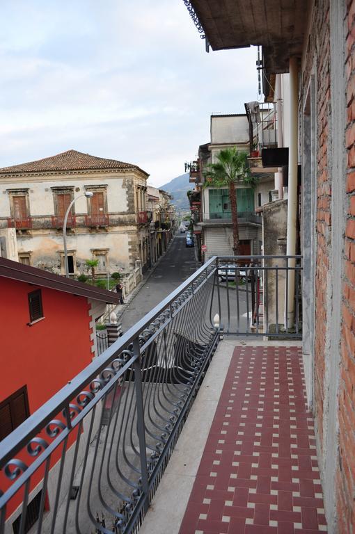 Casa Catena Francavilla di Sicilia Ruang foto