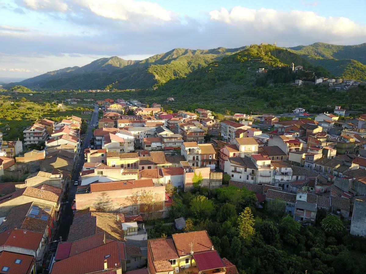 Casa Catena Francavilla di Sicilia Bagian luar foto