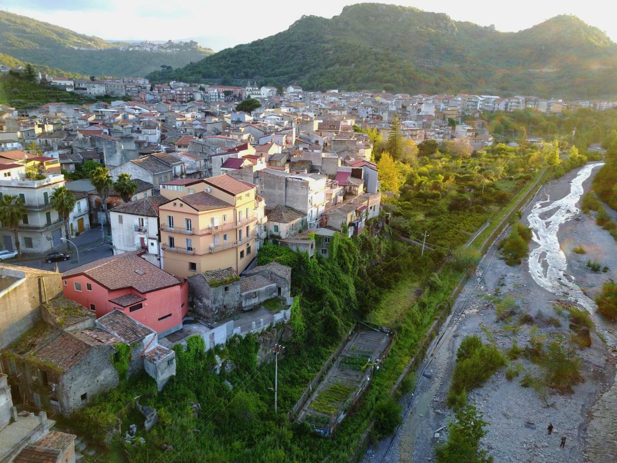 Casa Catena Francavilla di Sicilia Bagian luar foto