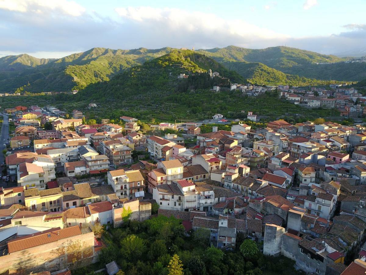 Casa Catena Francavilla di Sicilia Bagian luar foto