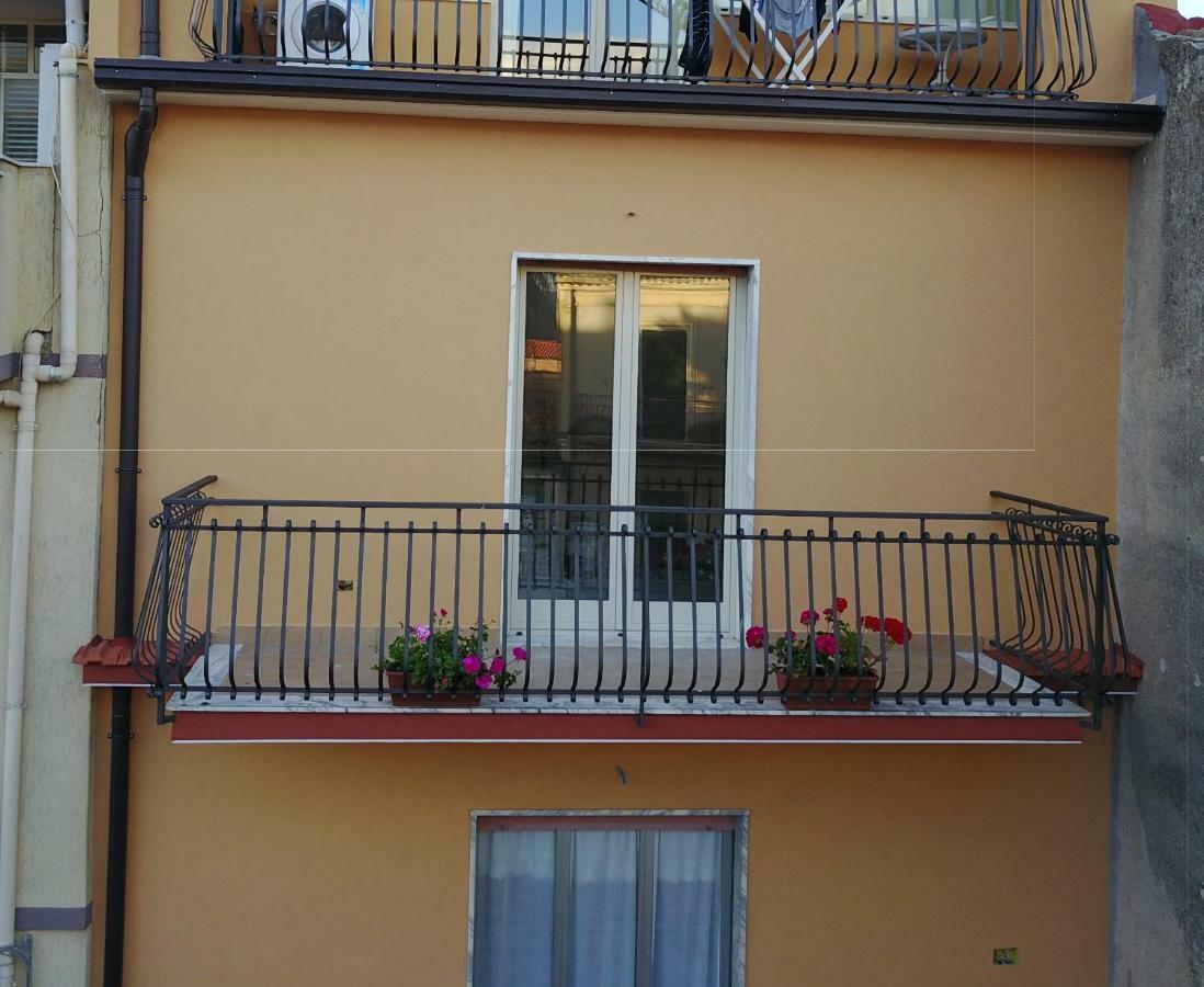 Casa Catena Francavilla di Sicilia Bagian luar foto